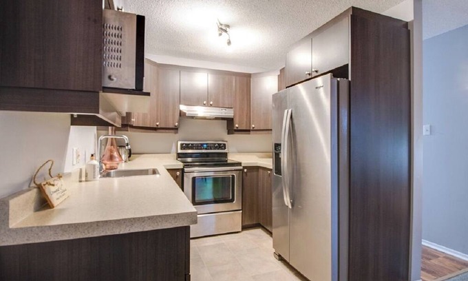 Gatineau Apartment | Charming apartment, centrally located/Charmant appartement, proche de tout.