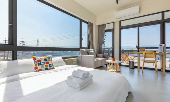 Wujie Bed & Breakfast | Between River and Sea