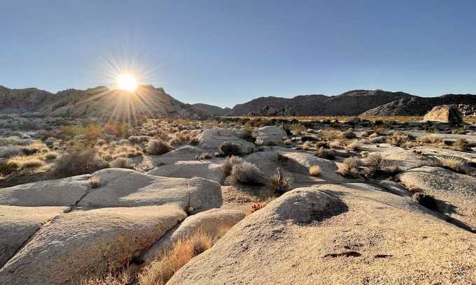 Indian Cove House | Wonderland Ranch /2 min from JTNP /Stargazing + Sunset Views /Family-Friendly