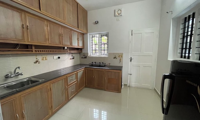 Kochi House | 3-bedroom independent bungalow in Kochi