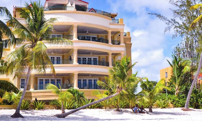 St. Lawrence Gap Condo | Cozy One Bedroom - White Sands Beach Condos