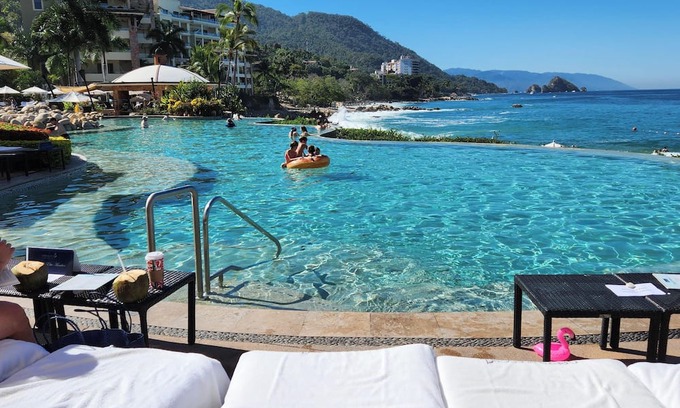 South Shore Hotel Area Condo | Garza Blanca Mountain Suite 3229 sq ft Luxury Two Bedrooms With Spectacular View