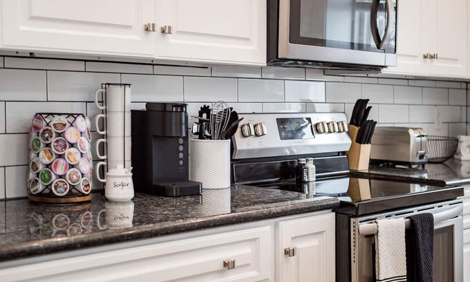 West Columbus House | Charming 4 BR Home in Franklinton