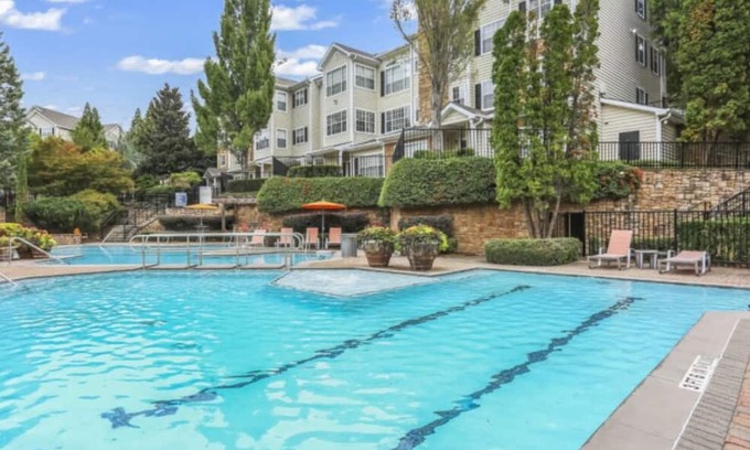 Cumberland Apartment | Cozy 2-bedroom stay! Walking distance to Braves Stadium.