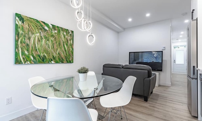 LaSalle Apartment | 5 Minutes Centre -ville Transport en Commun, Stationnement, Internet