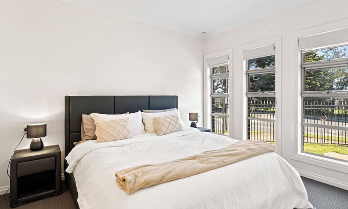 Clearview House | Ultra Luxury Mansion Near Adelaide CBD