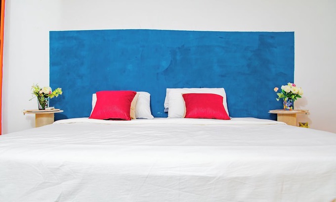 Abidjan Apartment | Charming 1-bedroom apartment in wonderful Abidjan with WiFi