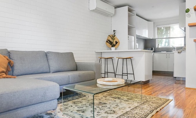 Wembley Apartment | Relax & Explore Wembley Haven-Close to Everything