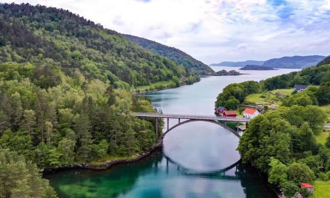Lindesnes House | Haven am Groensfjorden