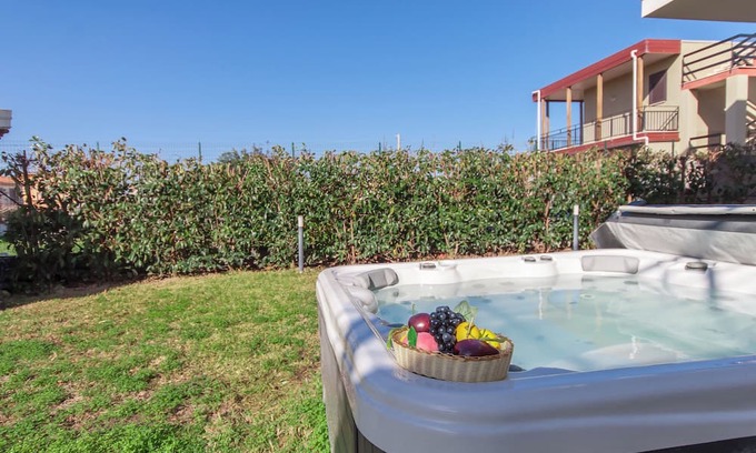 Agnone Bagni Apartment | Casa Smeralda a 200 mt Dal Mare