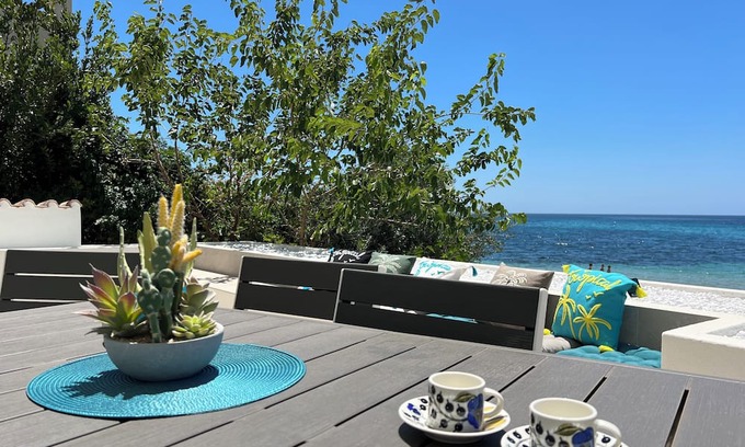 Su Forti Villa | Beach Villa Poetto, all amenities, garden and direct access to the beach