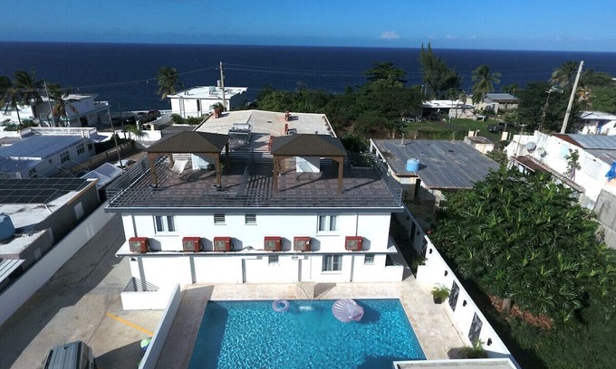 Terranova Condo | Sea Breeze Tunnel Hideaway 7