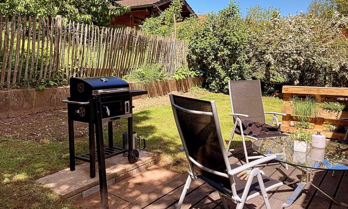 Nalbach Apartment | Vrbo Property