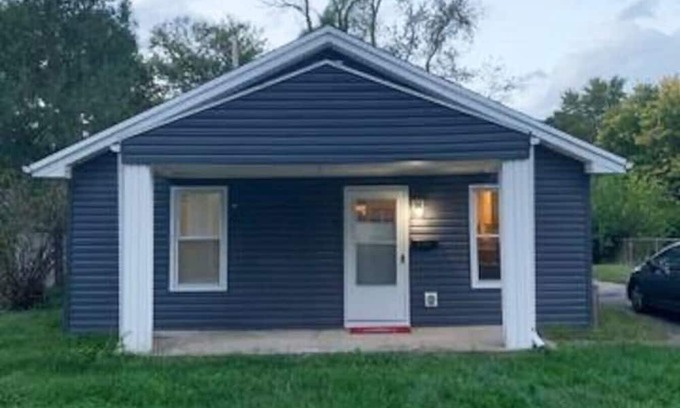 Kettering House | Friends & Family Oakwood-Kettering, UD Home 2Bd2Ba