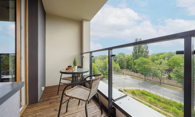 Targowek Apartment | Cosy Studio With Balcony by Renters