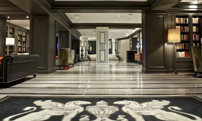 West End House | 3 Pet-Friendly Units, Pets Allowed, Near Kennedy Center for Performing Arts