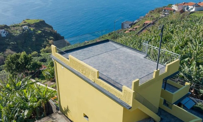 Calheta House | Sky Ocean Villa in Calheta