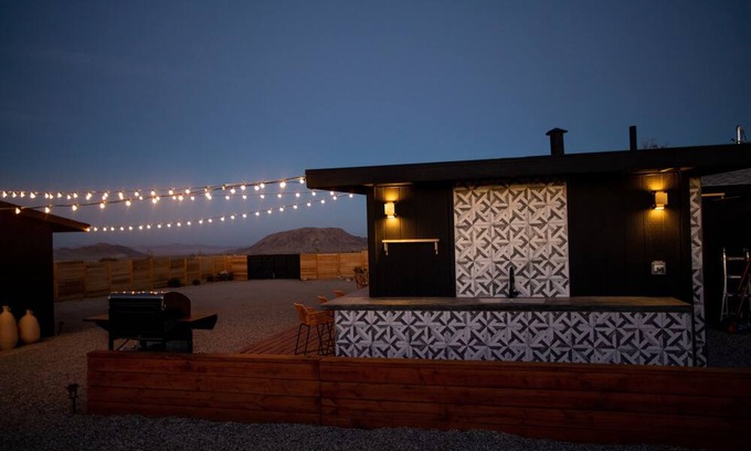 Landers House | The Sage Retreat