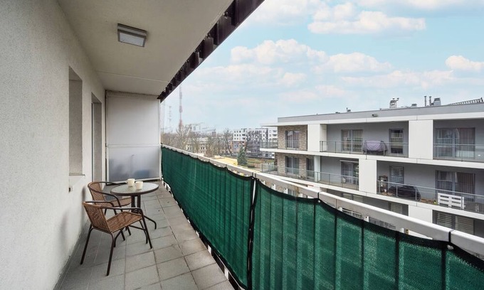 Psie Pole Apartment | Apartment Near the River by Renters