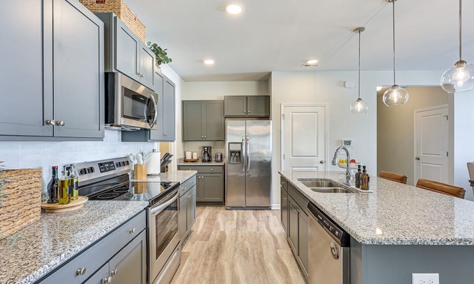 Murraysville House | Spacious Wilmington Family Home ~ 9 Mi to Beach!