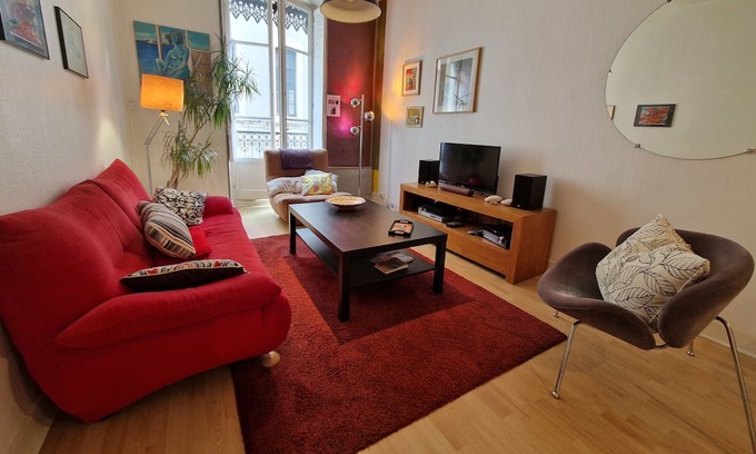 Quartier Hyper-Centre Apartment | The Victor Hugo 🖼️ #GL