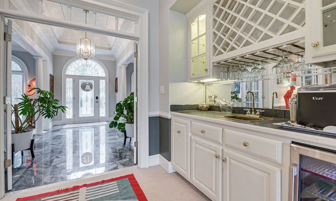 Sharpsburg Villa | Luxury Lakefront Vacation Villa ~ 29 Mi to Atlanta