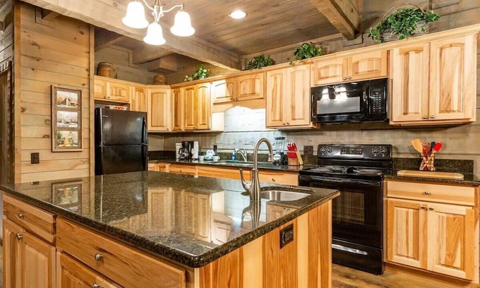 Chalet Village Cabin | Gatlinburg Cabin By The Trees