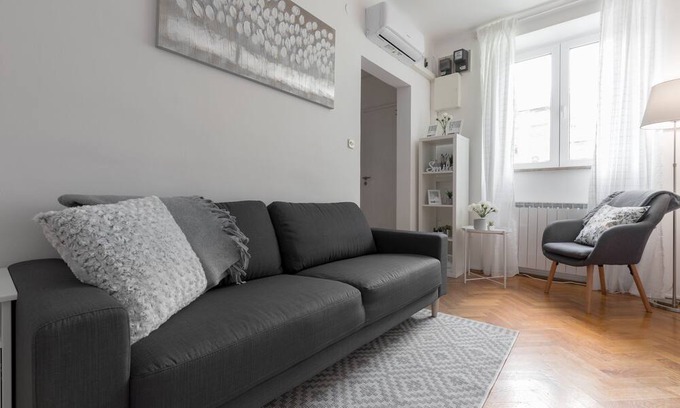 Zagreb Apartment | Cozy&Bright 2BD in Prime Location! Walk Everywhere