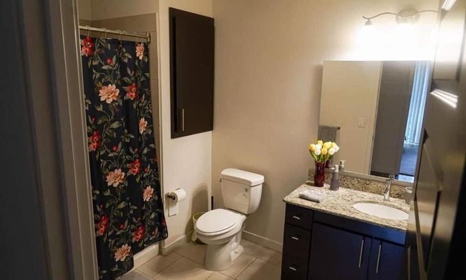 Warner Center Apartment | Luxury Designed 2 Bedrooms Part Hotel in Woodland Hills CA