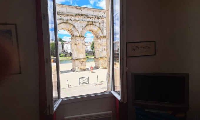 Saintes Apartment | Loft vue Imprenable sur le Vieux Saintes