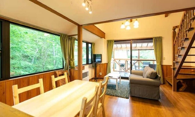 Neba RV Rental | S3 Whole house rental planApril and May weekda / Shimoina District Nagano