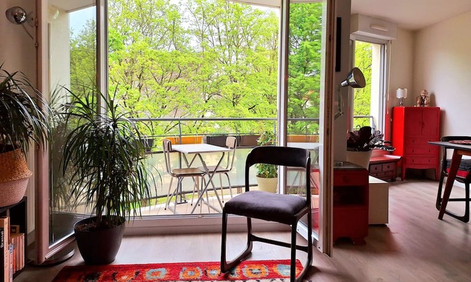 Bagnolet Apartment | A haven of peace 2 steps from Paris
