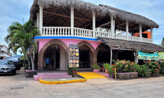 Cuyutlan Hotel | Hotel de playa