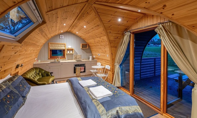West Hoathly Cottage | 0 bedroom accommodation in East Grinstead