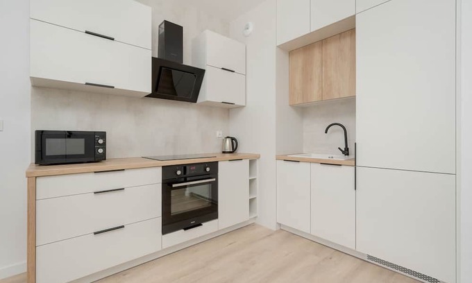 Srodmiescie Apartment | Apartment Kępa Mieszczańska by Renters