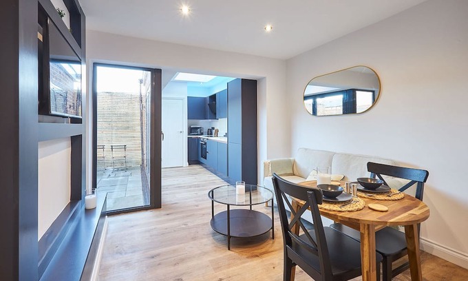 Heworth Apartment | Host & Stay | Apartment 1, Fourth Avenue