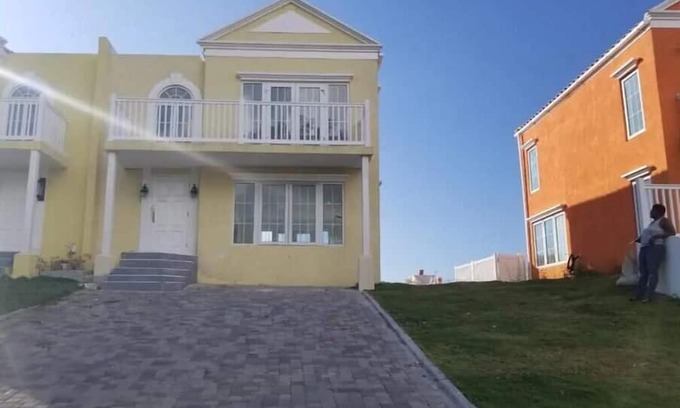 Orange Bay House | Ocean View Villa @ LBCC