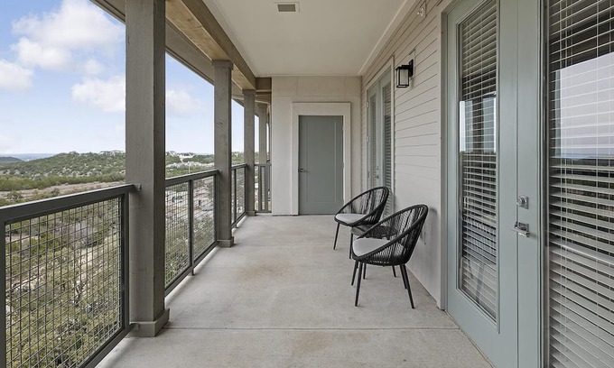 Austin Apartment | Modern Apartment in Prime Location (ID1403X649)