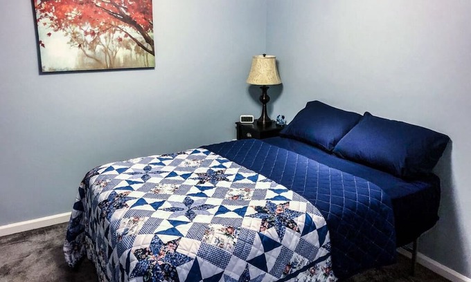 North Star House | Private Room/Private Bath Suite with Living Room in Newark, DE