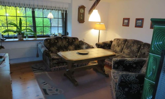 Freyburg Apartment | Holiday home Anna in the forest