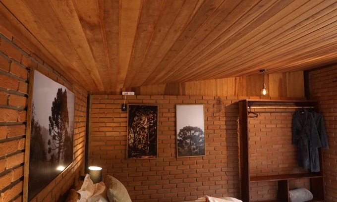 Maromba House | Refuge in Itatiaia with hydromassage | Chalé Tijolinho
