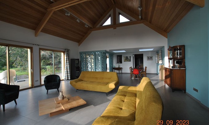 Belle-Eglise House | Le Grand Cèdre Maison de Campagne Idéale Pour les Familles Proche Paris et A16