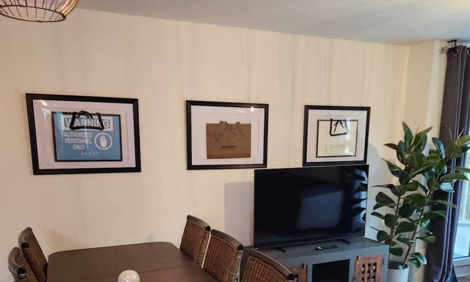 Schonebeck Apartment | The Ferienwohnung