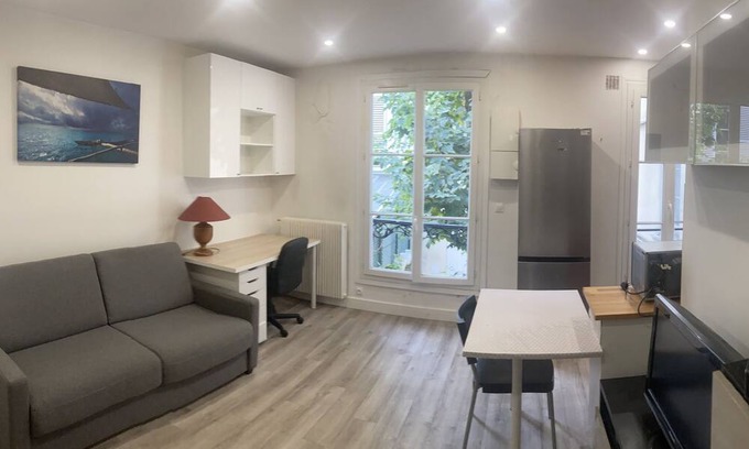 Epinettes Apartment | Studio Paris 17 Batignolles/epinnettes 21m2