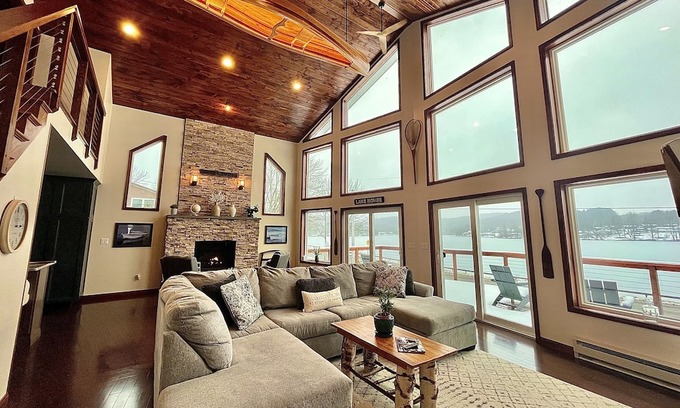 Hamilton House | Lake house 13 - Hamilton