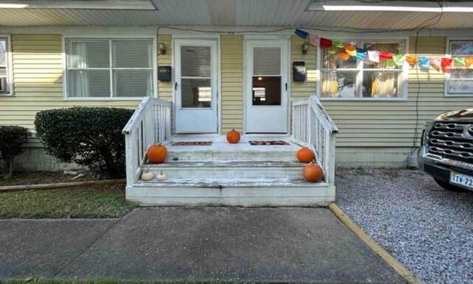 Norfolk House | Peaceful Hideaway \ B