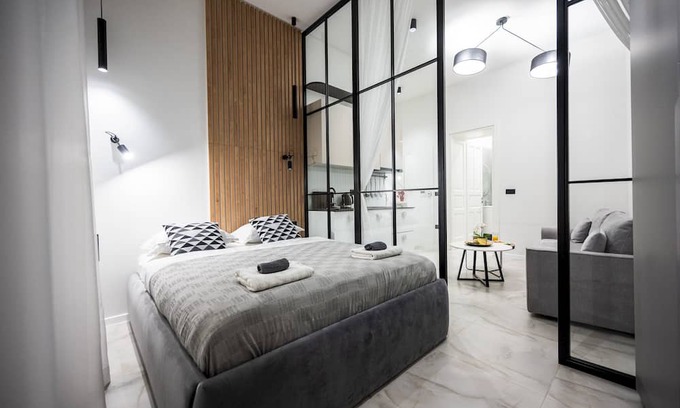 Old Town Apartment | 140 SQM Apartment with 4 units - GREAT FOR GROUPS