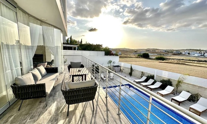 Aradippou Villa | Amazing Luxury Villa Larnaca