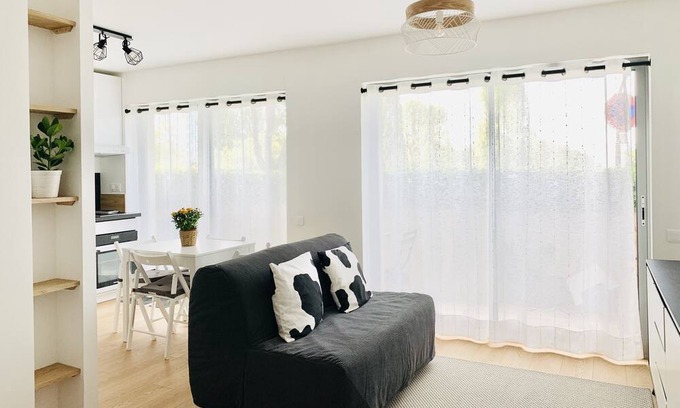 Quartier de Javel Apartment | Paris 15th, near Eiffel tower, Pompidou Hospital, view direct on Citroen Parc