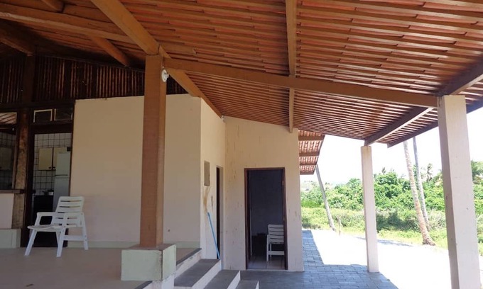 Monte Gordo House | Casa em Monte Gordo com 8.000 m² - Acesso à Internet e Aceitamos Animais